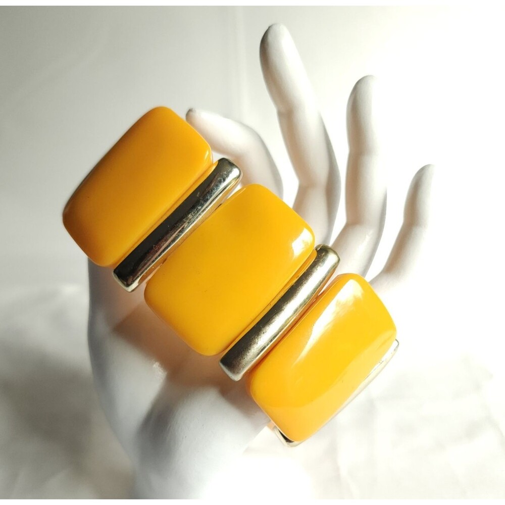 Tangerine Yellow Plastic Wide Stretch Bracelet Chunky Mod Chrome Tone Retro